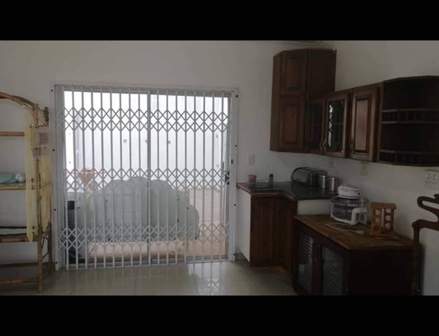 3 BEDROOM HOUSE FOR SALE IN BLUFF